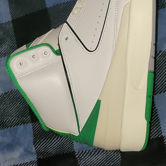 Brand New in BOX. Jordan 2s. Lucky Green . Size 14. Never been worn. - Picture 12 of 14